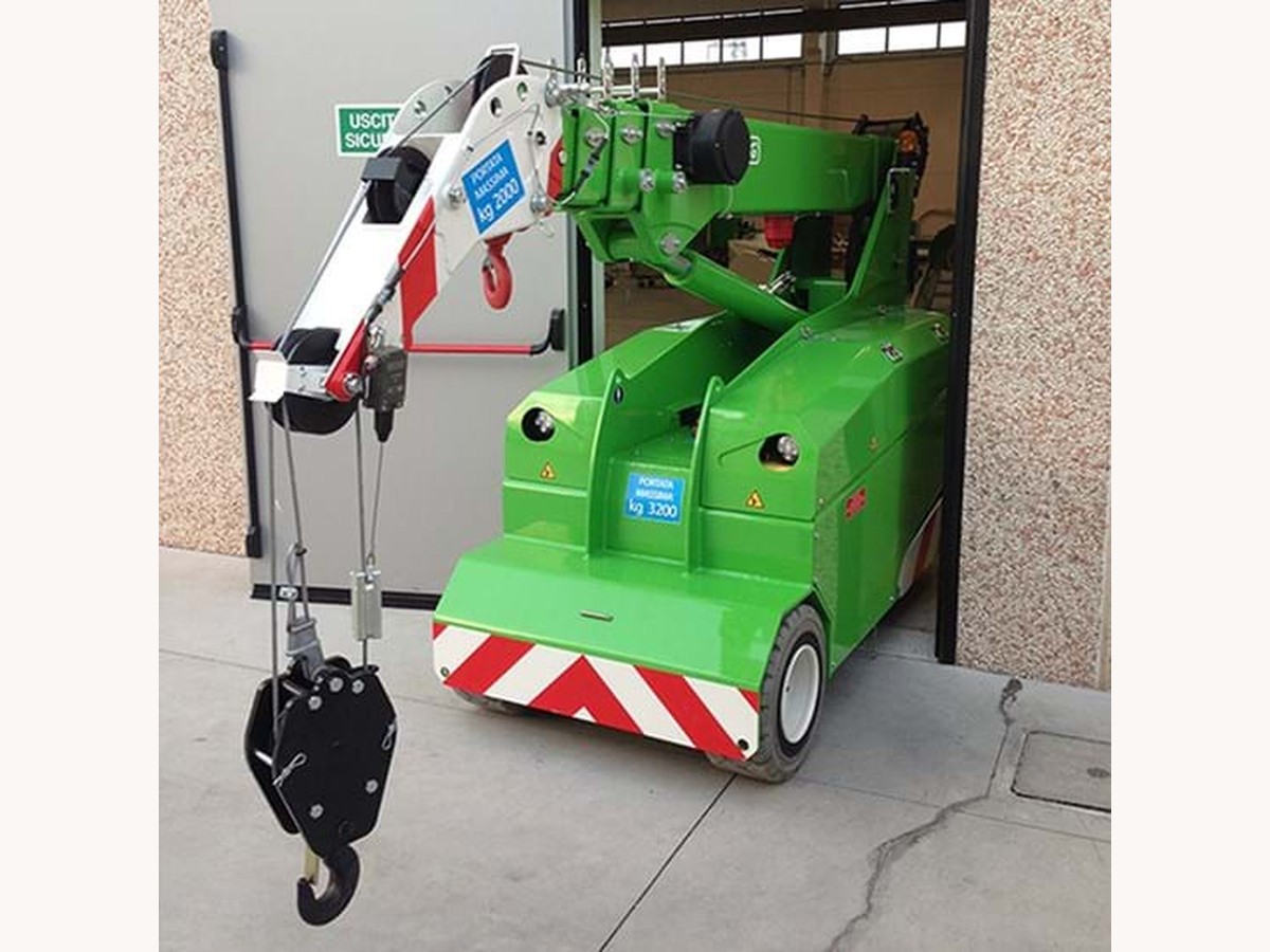 Electric crane used for controlled lifting work